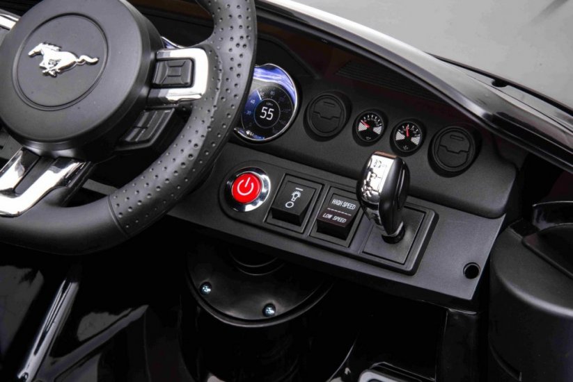 Beneo Elektrické autíčko Ford Mustang 24V, černé, Měkká EVA kola, Motory: 2 x 16 000 otáček, 24V Baterie, LED Světla, 2,4 GHz dálkové ovládání, MP3 Přehrávač, ORIGINAL licence