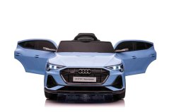 Elektrické autíčko Audi E-tron Sportback 12V, modré, široké jednomístné sedátko s tříbodovým pásem, 2,4 GHz dálkové ovládání, USB/AUX Vstup, Odpružení, Lithiová baterie, LED světla, 2 X 25W Motor, ORIGINÁL licence