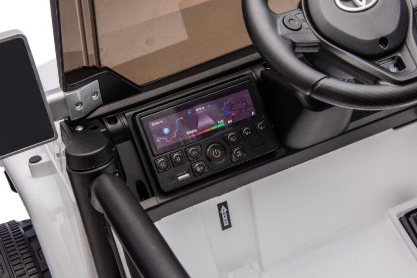 Beneo Elektrické autíčko Toyota FJ Cruiser XXL s pohonom 4x4, licencované (Dvojmiestne), biele, Prenosná lítiová batéria, Vysoký podvozok, Dve sedadlá, Odpružená zadná náprava, 2,4 GHz Diaľkový ovládač, MP3 prehrávač s Bt, LED