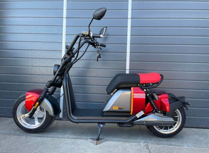Elektrická koloběžka Lera Scooters C7 3000W červená
