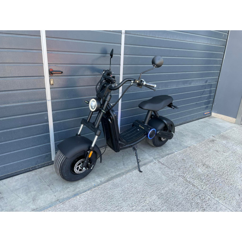 Elektrická koloběžka Lera Scooters C6 2000W černá