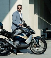 Elektrický motocykel Super Soco TS Streethunter dual battery čierny