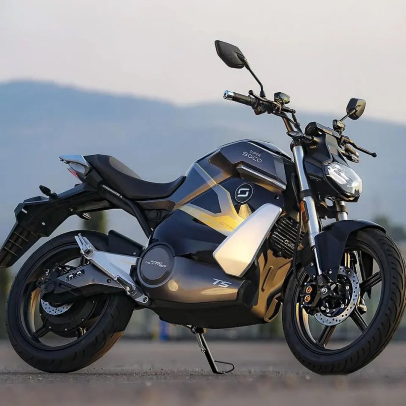 Elektrický motocykel Super Soco TS Streethunter dual battery čierny