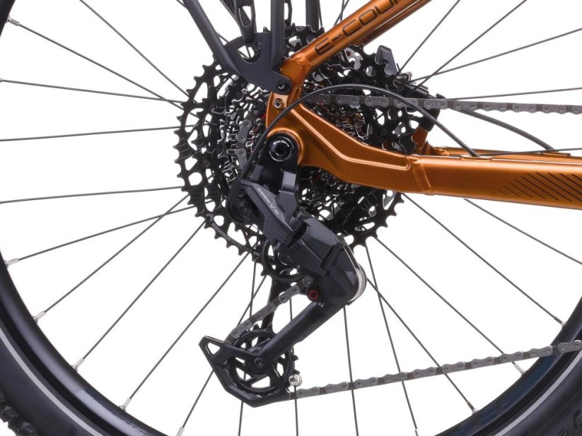 Crussis e-Country 10.11 715Wh 2026