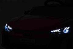Beneo Elektrické autíčko Audi RS E-tron GT 12V, šedé, široké jednomiestne sedadlo, 2,4 GHz diaľkové ovládanie, USB / AUX Vstup, Bluetooth, Odpruženie, Lítiová batéria, LED svetlá, 2 X 25W Motor, ORIGINÁL licencia