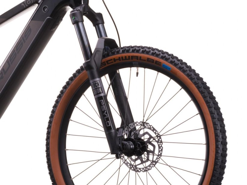 Crussis ONE-Guera 10.11 715Wh 2026