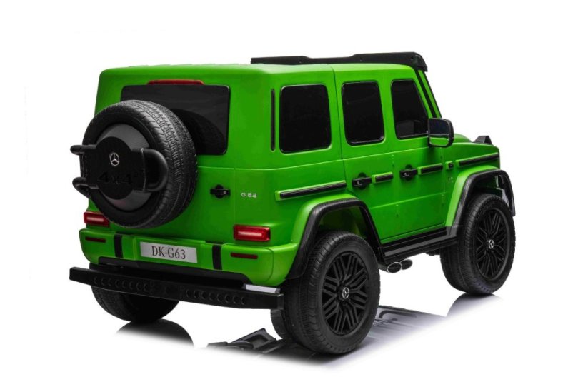 Beneo Elektrické autíčko Mercedes-Benz G63 AMG 4x4² Dvoumístné 24V, zelené lakované, MP4 Přehrávač s USB/AUX vstupem, Pohon 4x4, Baterie 12V14Ah, 4 x 200W Motory, EVA kola s odpružením, Koženková sedadla, Dálkový ovladač