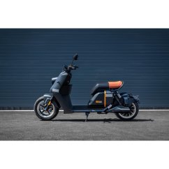 Elektrická kolobežka Lera Scooters C7 Skúter 3000W čierna