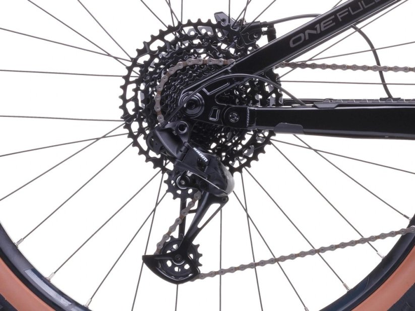 Crussis ONE-Full 9.11 715 Wh 2026