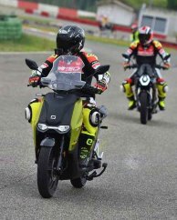 Elektrický skúter Super Soco CPX PRO dual battery čierny