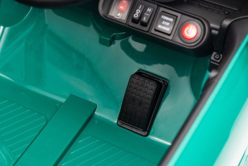 Beneo Elektrické auto BMW Mini Cooper 12V, zelené, USB vstup s Bluetooth připojením na MP3 přehrávač, 2,4GHz dálkové ovládání, 2 x 25W motor, lithiová baterie, LED světla, ORIGINÁLNÍ licence