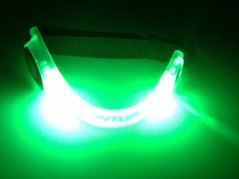Bezpečnostný pásik na ruku Tunturi Led Glow zelená