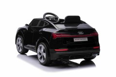 Elektrické autíčko Audi E-tron Sportback 12V, čierne, široké jednomiestne sedadlo s trojbodovým pásom, 2,4 GHz diaľkové ovládanie, USB/AUX Vstup, Odpruženie, Lítiová batéria, LED svetlá, 2 X 25W Motor, ORIGINÁL licencia