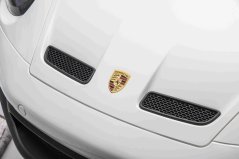 Beneo Elektrické autíčko Porsche 911GT3 24V 4x4, bílé, dvojité sedadlo, 2,4GHz dálkové ovládání, USB/AUX vstup, 200W motory, odpružení, lithiová baterie, LED světla vpředu a vzadu, ORIGINÁLNÍ licence