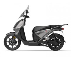 Elektrický skútr Super Soco CPX dual battery stříbrný