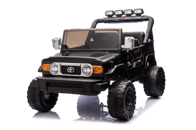 Beneo Elektrické autíčko Toyota FJ Cruiser XXL s pohonom 4x4, licencované (Dvojmiestne), čierne, Prenosná lítiová batéria, Vysoký podvozok, Dve sedadlá, Odpružená zadná náprava, 2,4 GHz Diaľkový ovládač, MP3 prehrávač s Bt, LED