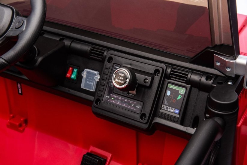 Beneo Elektrické autíčko Toyota FJ Cruiser XXL s pohonom 4x4, licencované (Dvojmiestne), červené, Prenosná lítiová batéria, Vysoký podvozok, Dve sedadlá, Odpružená zadná náprava, 2,4 GHz Diaľkový ovládač, MP3 prehrávač s Bt, LED
