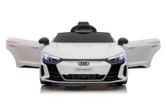 Beneo Elektrické autíčko Audi RS E-tron GT 12V, biele, široké jednomiestne sedadlo, 2,4 GHz diaľkové ovládanie, USB / AUX Vstup, Bluetooth, Odpruženie, Lítiová batéria, LED svetlá, 2 X 25W Motor, ORIGINÁL licencia