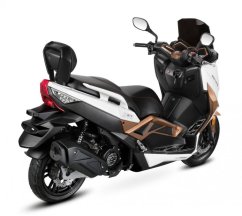 Elektrický skútr Sunway B-MAX 125cc 4T Barton Motors bez kufrů bílo-hnědá
